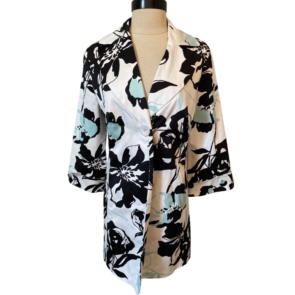 Scott Taylor Black & White Floral Button-Front Jacket with Light Blue Accents -S